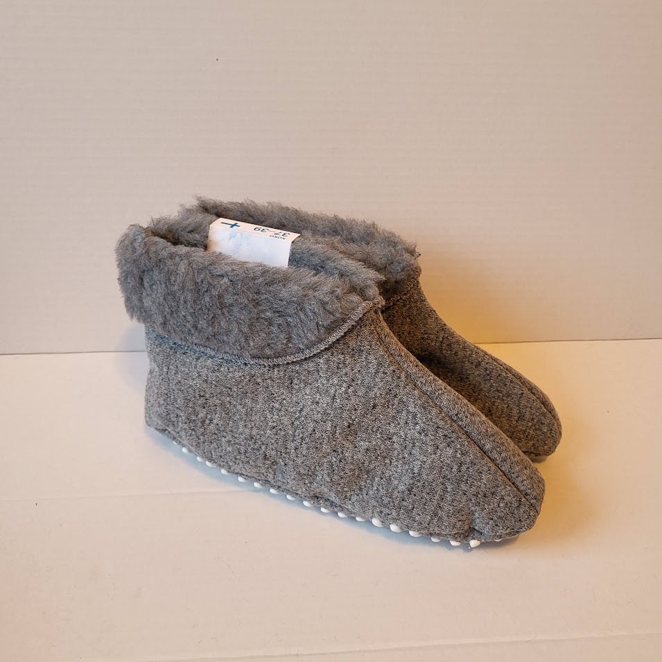 Rapu liukuestetossut harmaat sivulta