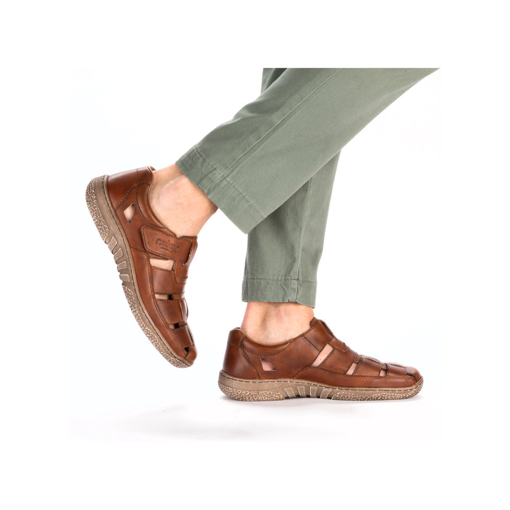 Rieker umpikärkiset sandaalikengät