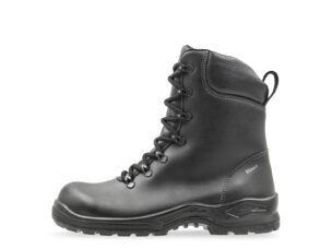 Mustat Sievi Routa XL talvinilkkurit leveällä lestillä ja GripStep-pohjalla.