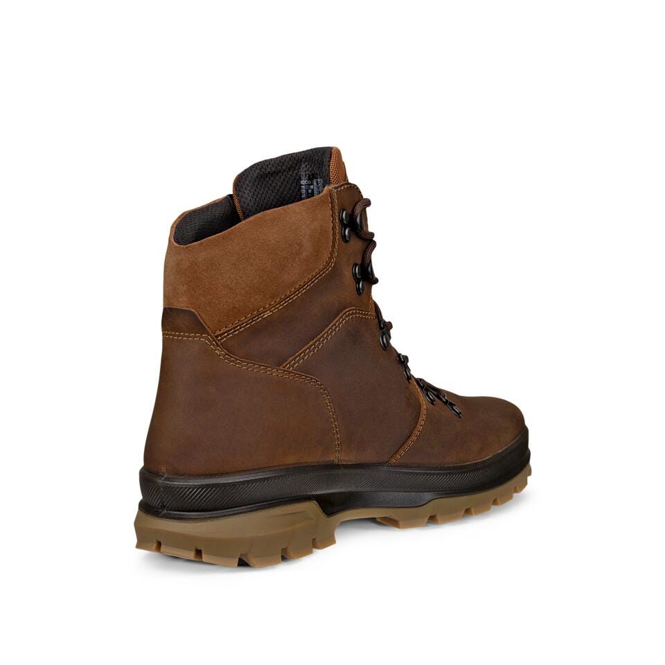 ECCO Rugged Track Boot takaa, pehmustettu kaulus ja kantatuki, Camel-väri.