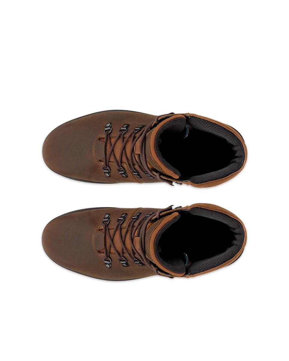 ECCO Rugged Track Boot miesten kenkä ylhäältä, nauhojen säätömahdollisuus näkyvissä, Camel.