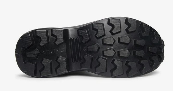 Syvät urat pohjassa – pitävä ulkopohja