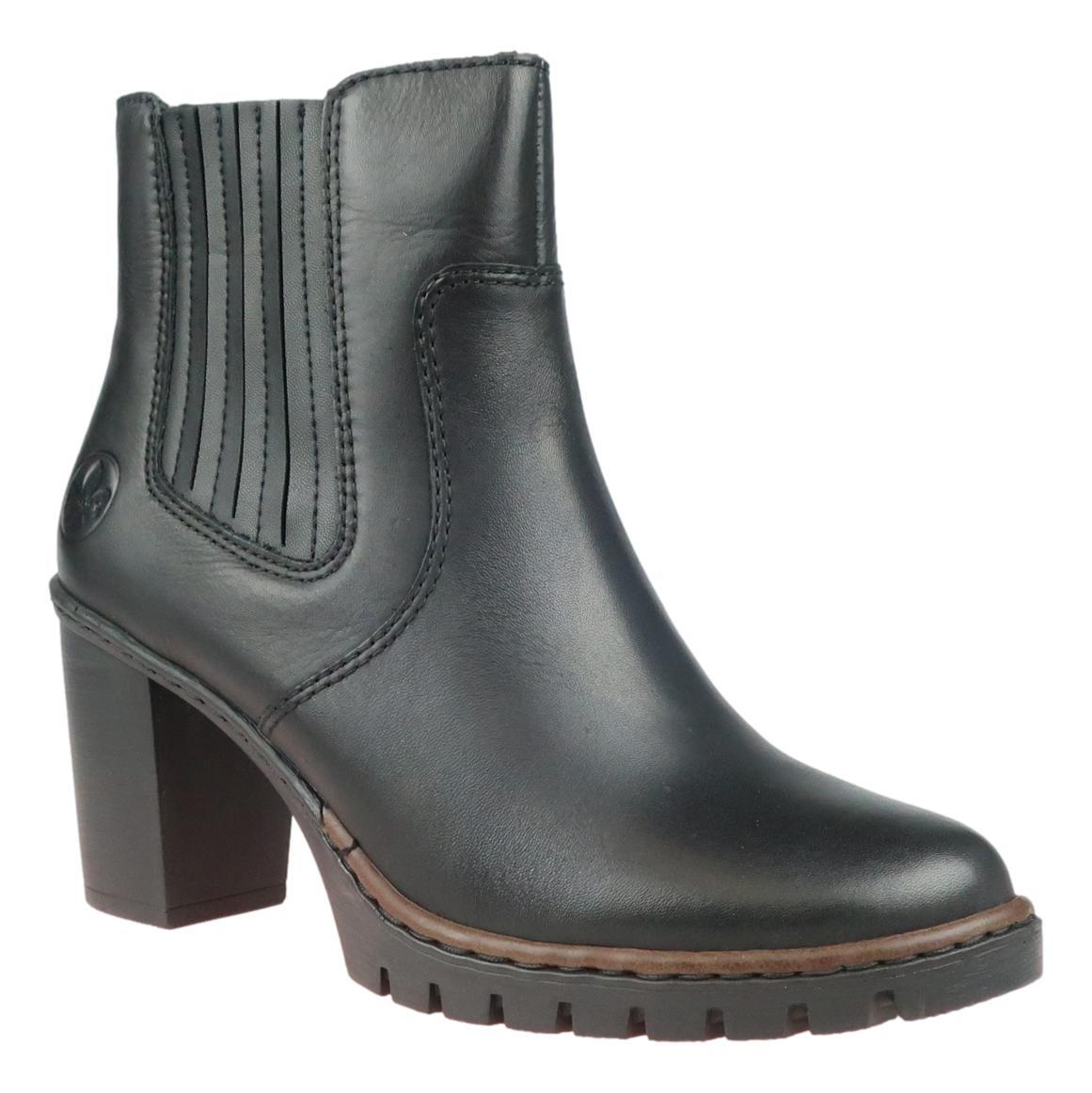 Etukuva: hillitty muotoilu ja siisti linja.